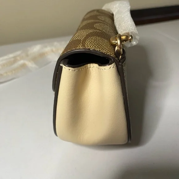 Coach Tan and Cream Mini Bag - Picture 4 of 9